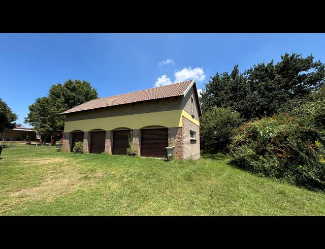 5 BEDROOM FREESTANDING FOR SALE IN BENONI AH